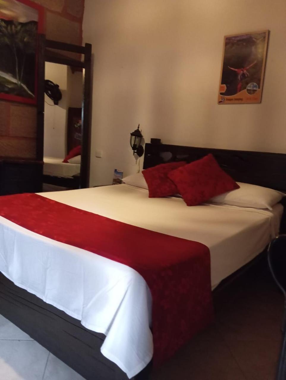 Santander Aleman Hostel San Gil Dış mekan fotoğraf